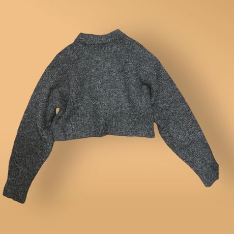 [USED] ショート丈 ニット