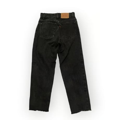 [USED] Levis 550 BLACK CUTOFF W28L27
