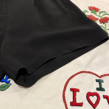 [USED] サラサラBLACK SHORTS♡