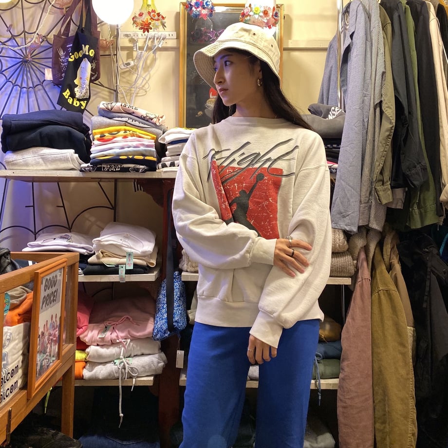 5db956825b61b47b556b8a81