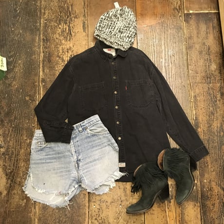 [USED] Levi's BLACK DENIM シャツ