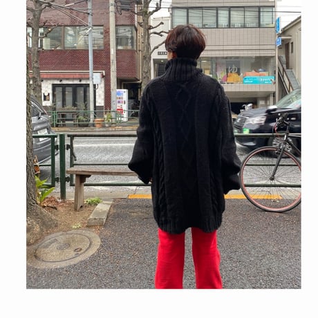 [USED] BLACK タートルニット