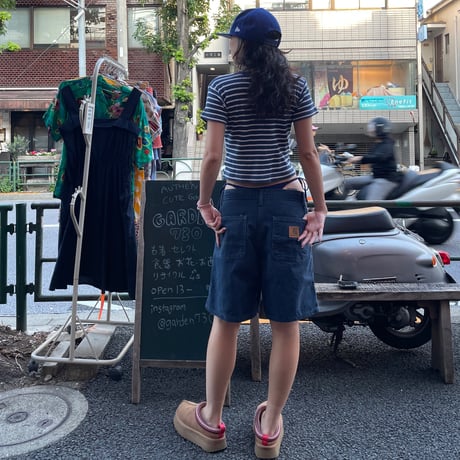 [USED] ”©︎arhartt" ネイビー ダック地Shorts
