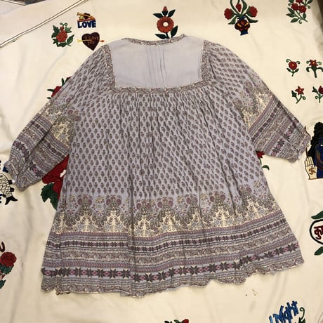 [USED]  サラフワ♡エスニックTOPS
