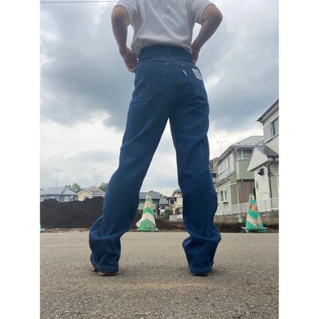 [USED] WOMENS Levis 濃紺 made in U.S.A.