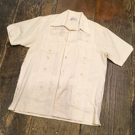 [USED]  BEIGE♡ 刺繍入りキューバシャツ