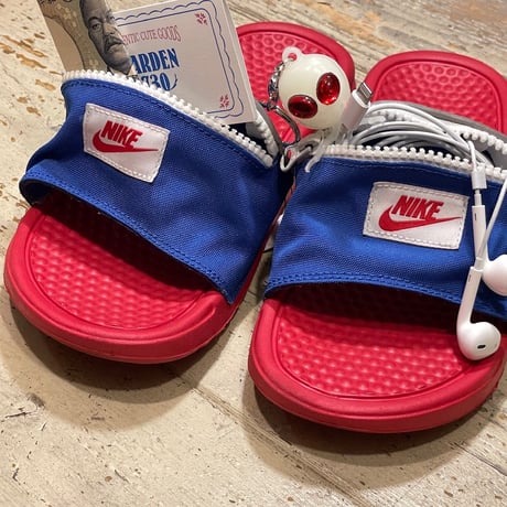 [USED]NIKE zip pocket SANDAL ❤️💙