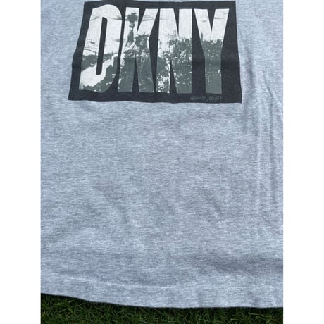 [USED] 90's  DKNY Tee
