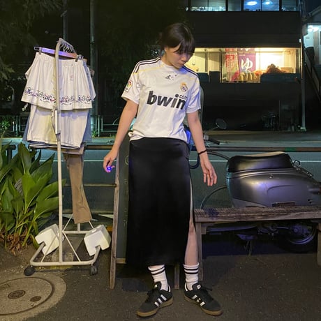 [USED] サテンのツヤツヤBLACKスカート