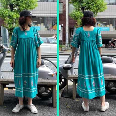 [USED] ミントグリーン刺繍ワンピース