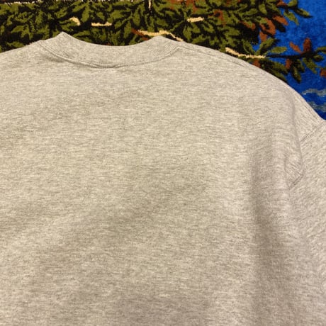 [USED] "FRUIT OF THE LOOM" GREY SWEAT🍇
