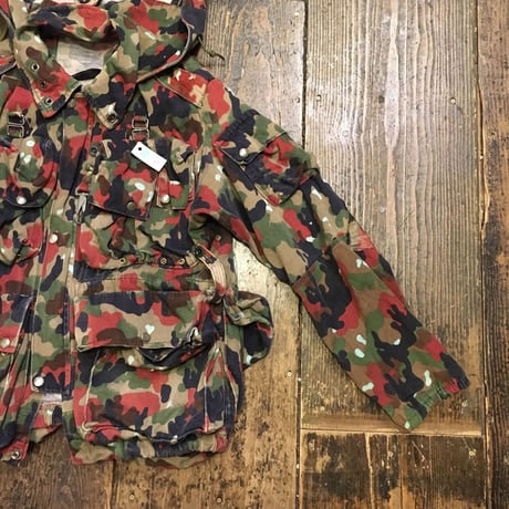 [USED] vintage Switzerland マウンテン CAMO JKT