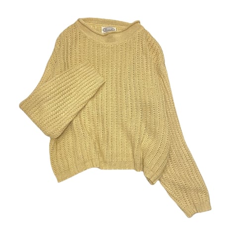 [USED]  短めたまご色ニット