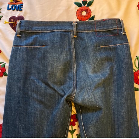 [USED] Levi's RED　CUT OFFデニム