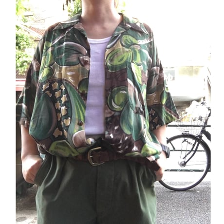 [USED] 木の実 柄 レーヨンシャツ