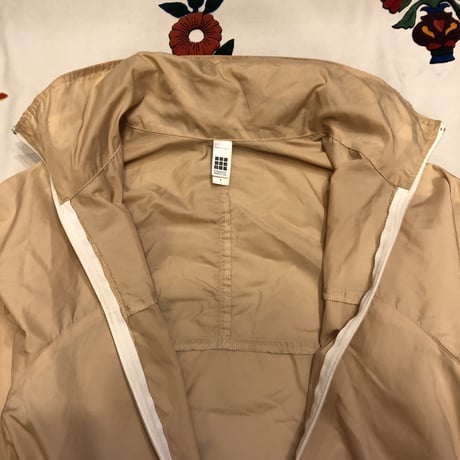 [USED] ”アメアパ ”SKIN COLOR ナイロンパーカー
