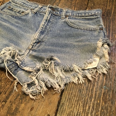 [USED] ふさふさ♡Levi's CUTOFF DENIM SHORTS