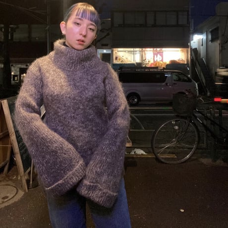 [USED] 袖がフレアのハイネックニット🤎