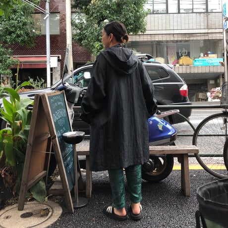 [USED] BLACK NYLON HOODIE COAT
