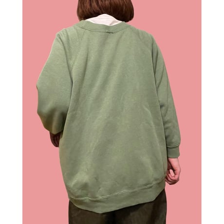[USED] かわいいみどり色🥑てろてろラグランSWEAT