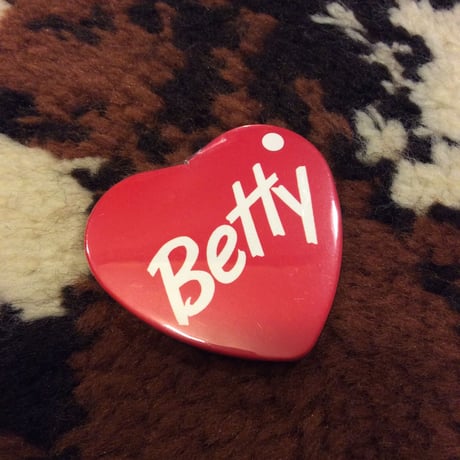 [USED] ♡ BETTY バッチ