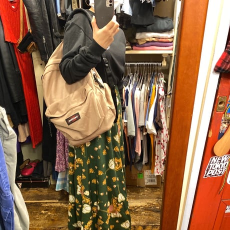 [USED]  EASTPAK ヌーディ BEIGE