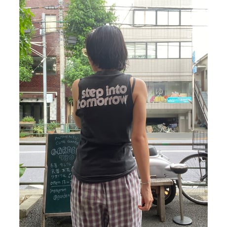 [USED]”Mr.V’sFigure8”Cut Off Tee