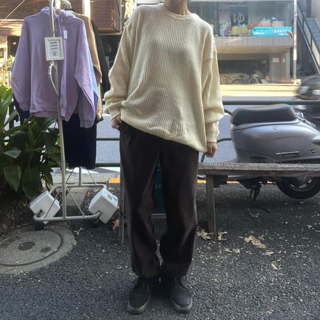 [USED] ざっくり編み white 🤍 アクリル ニット