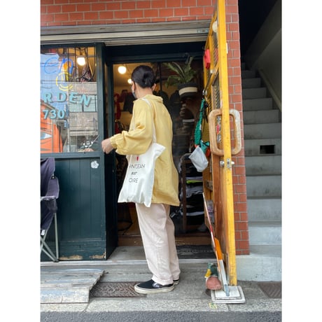 [USED] 100% SILK YELLOW SHIRTS
