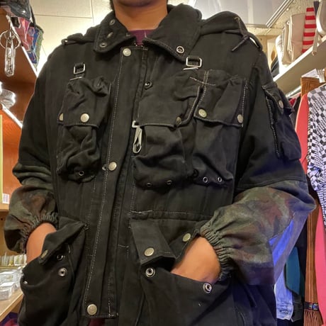 [USED] vintage Switzerland マウンテン CAMO JKT /BLACK染め
