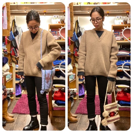 [USED] ベージュの ざっくりVネックニット