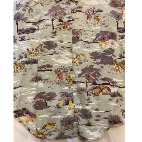 サファリ柄シャツ🐅