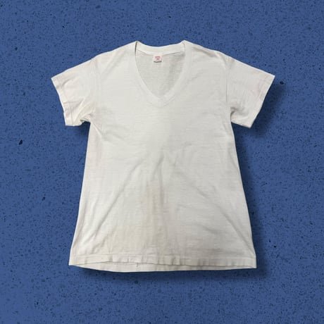 [USED] Hanes 白 Vneck tee🤍