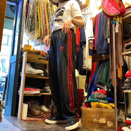 [USED] サテンみたい♡adidas ジャージ PANTS