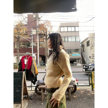 [USED] ENGLAND made クリームKNIT
