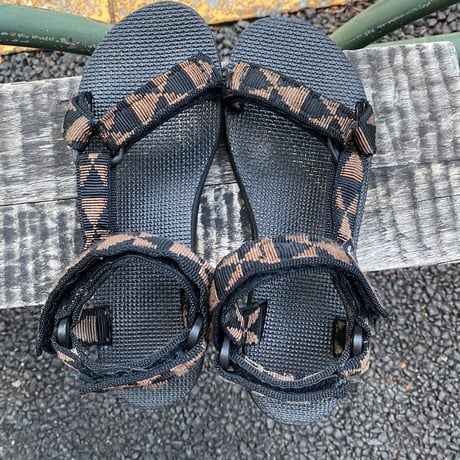 [USED] TEVA サンダル