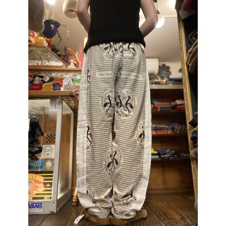 [USED]鳥柄パンツ