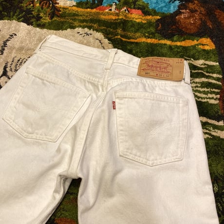 [USED] Levi's 501 WHITE！