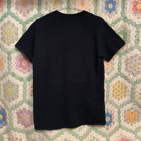 [USED] Rick And Morty Tee "social distancing"