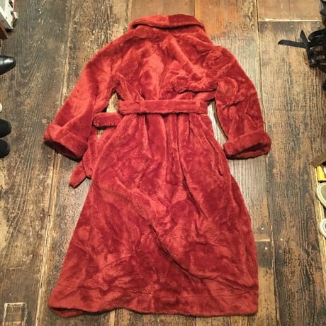 [USED]  モコモコふわふわ 赤色ガウン