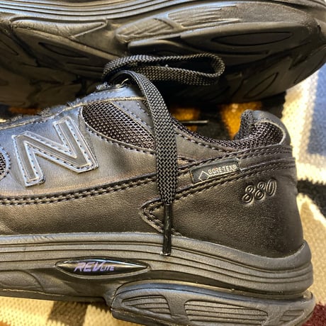 [USED] NEW BALANCE 880 GORE-TEX