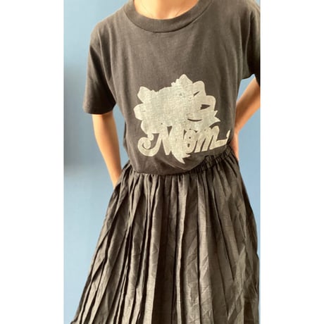 [USED] MOM ♡Tee