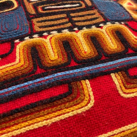 [USED] ニット刺繍 クッションカバー