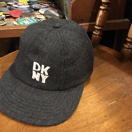 [USED] DKNY  6パネル WOOL  CAP!