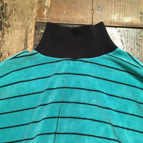 [USED] ベロアのミントグリーンボーダーTOPS