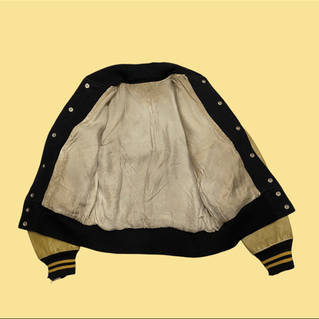 [USED]  ちょいボロ♡ vintage スタジャン