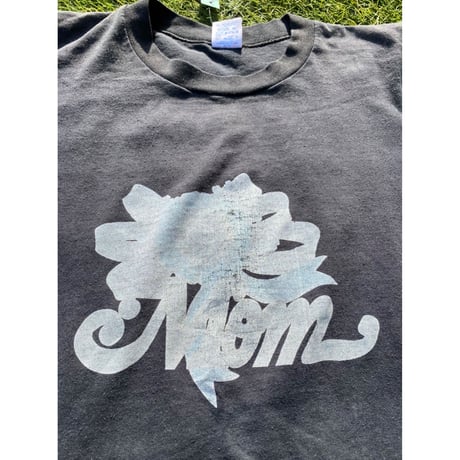 [USED] MOM ♡Tee