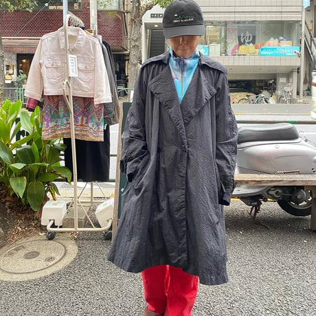 [USED] BLACK NYLON COAT