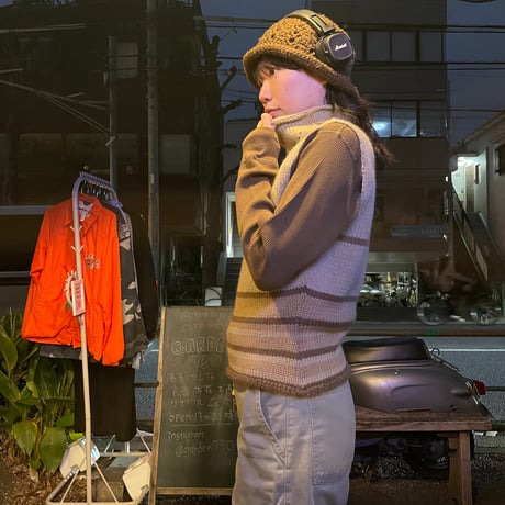[USED] モックネックのニットVEST