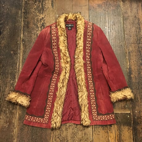 [USED] 渋い赤色 SUEDE ヒッピー刺繍コート